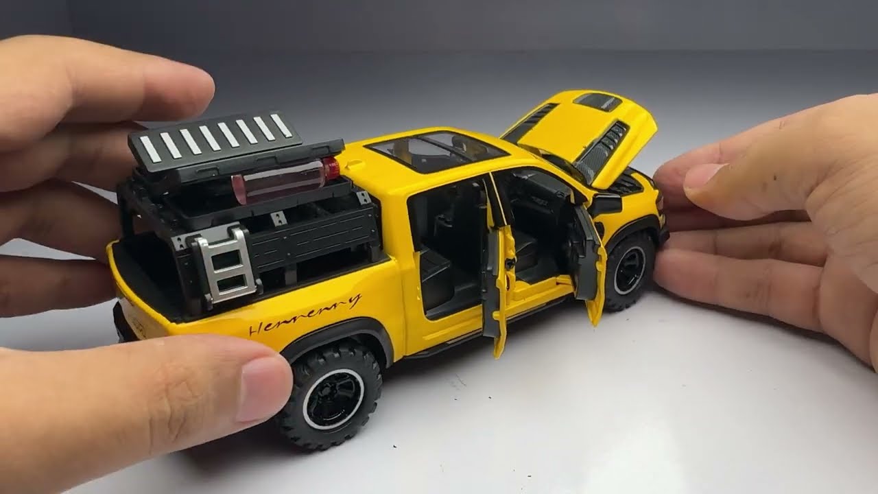 Самый реалистичный пикап Dodge RAM MAMMOTH 🛻 Распаковка модели внедорожника