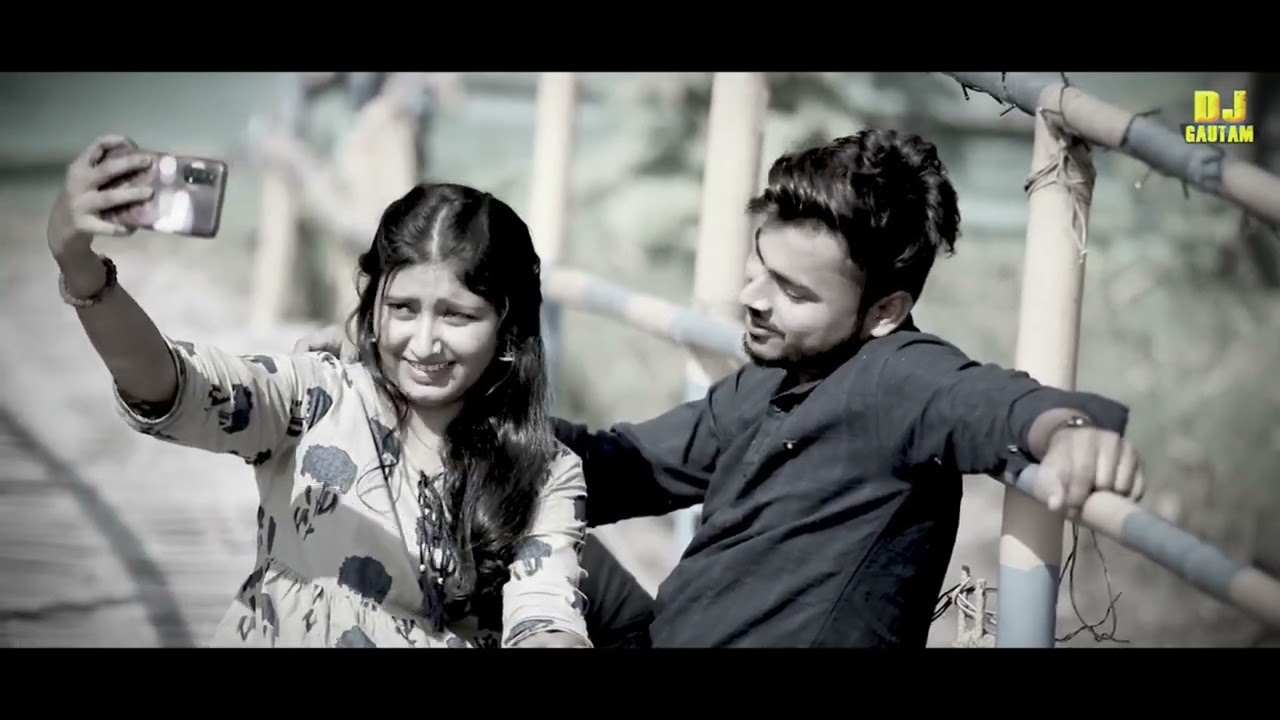 Re jan re kat ke kareja Le le banai video song viral live video song 