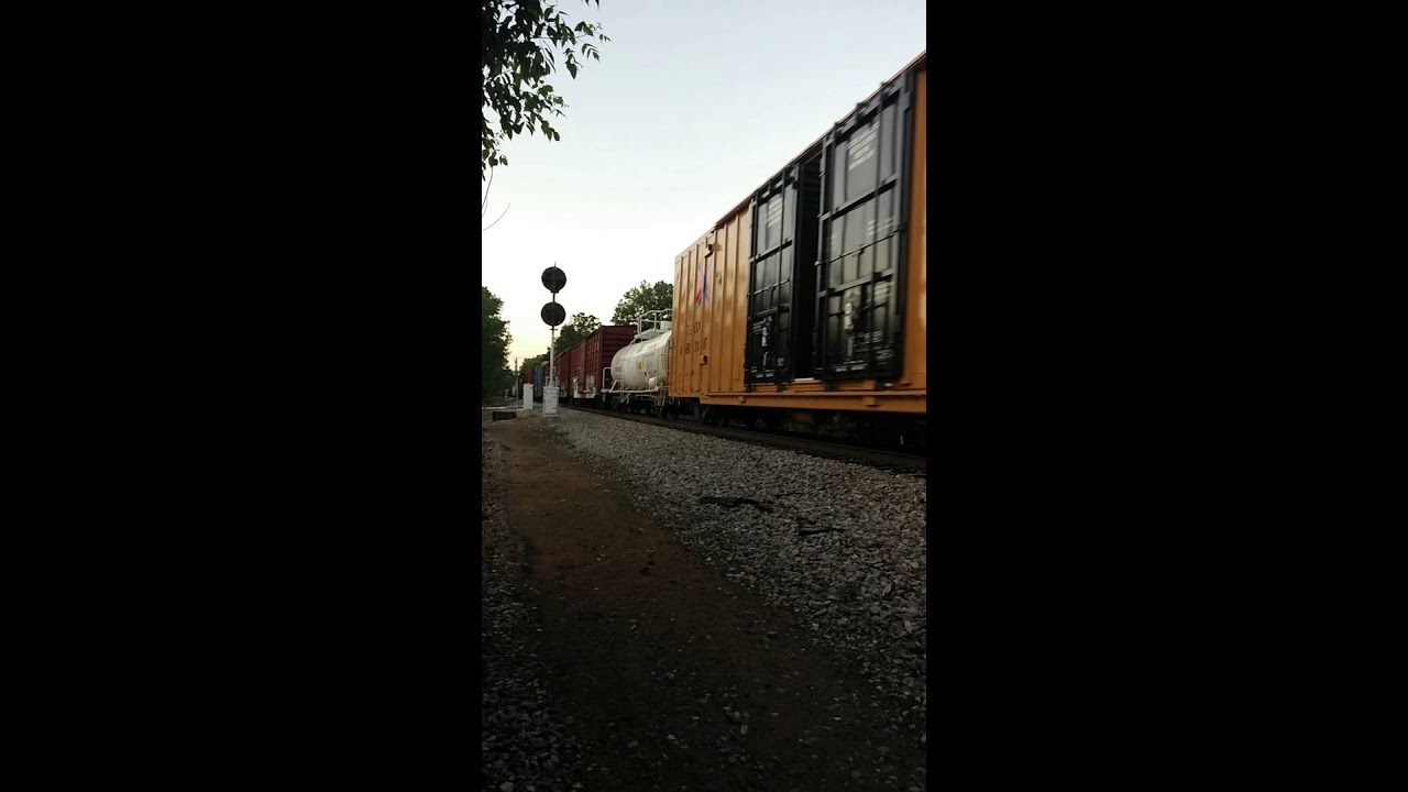 Train coming down the tracks