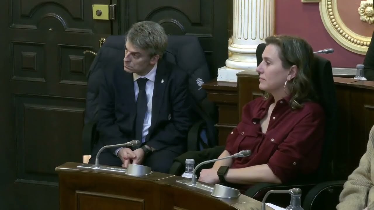Jácome desafía la sentencia del Supremo en el Pleno del Concello