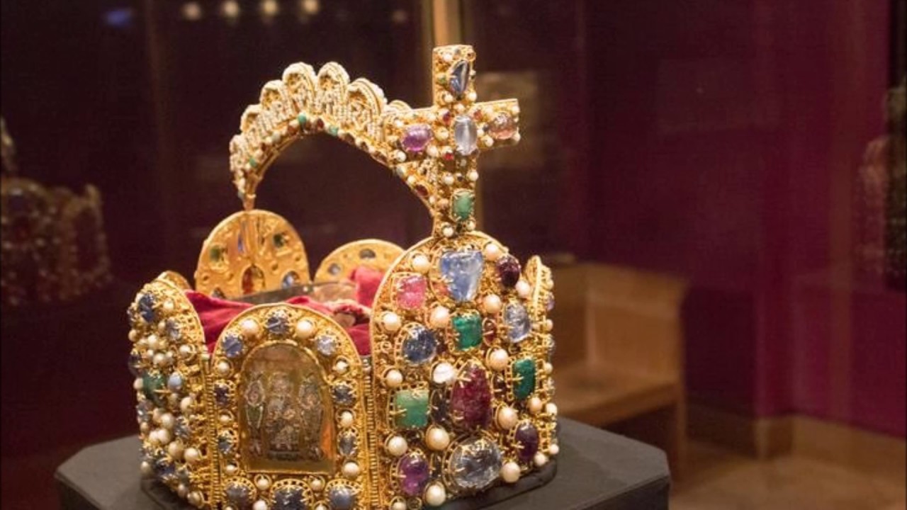 La tiara di Lady Diana e le corone piu famose del mondo.
