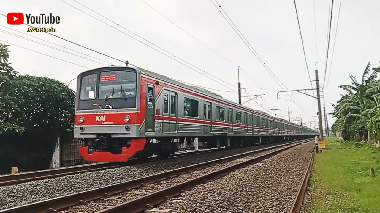 Kanan Kiri Full Kereta Lewat Bikin Ged Gegan.