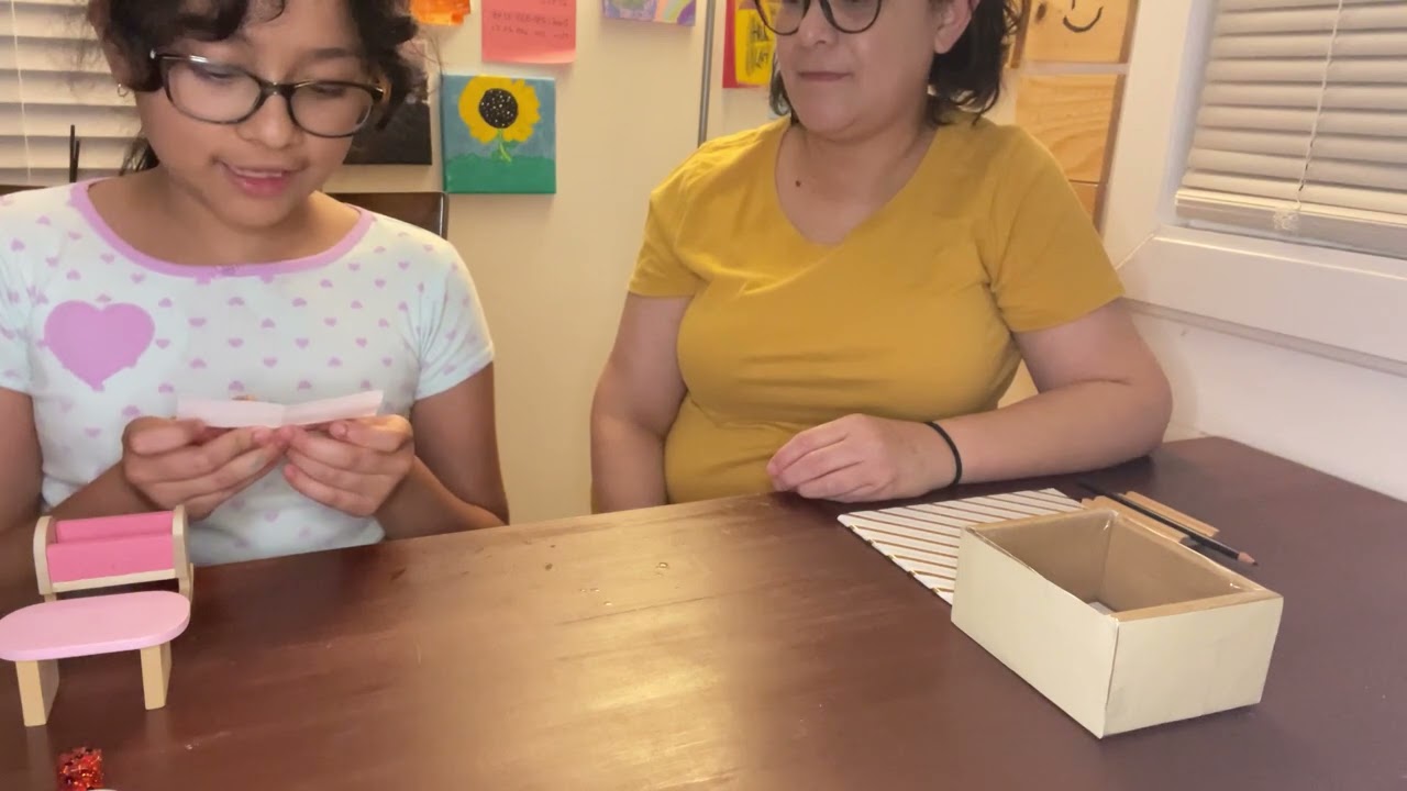 Montessori / Primer juego de los objetos