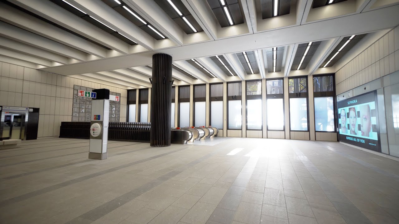 Station Progress: Bond Street (October 2022)