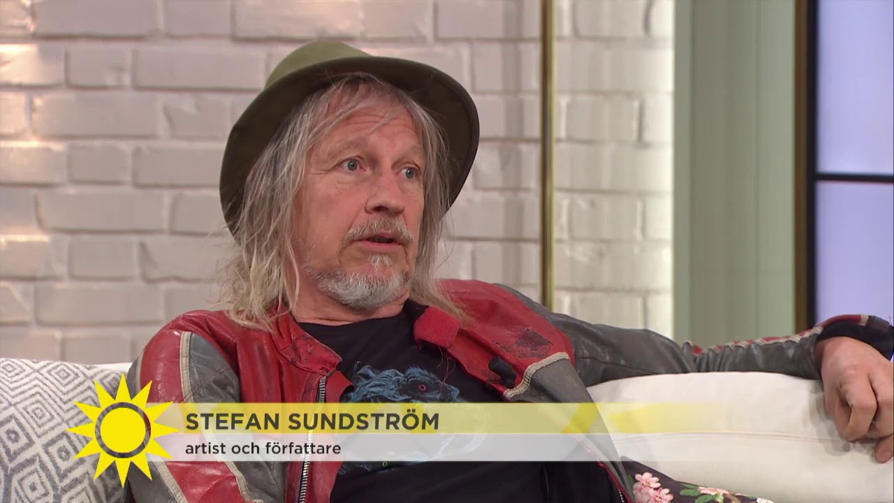 Stora, feta, röda - artisten Stefan Sundström har blivit en passionerad tomatodlare - Nyhetsmorgon (