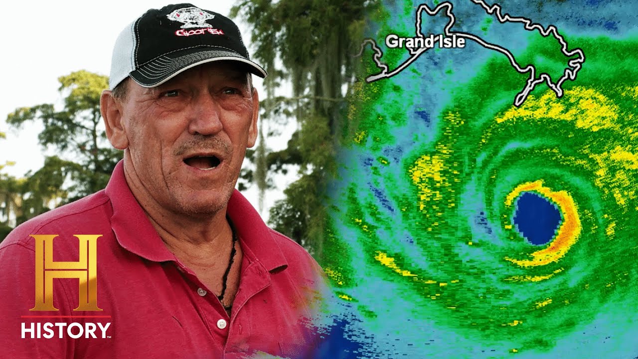 Swamp People: HIGH STAKES Hunt Before Hurricane STRIKES (Season 13) | History