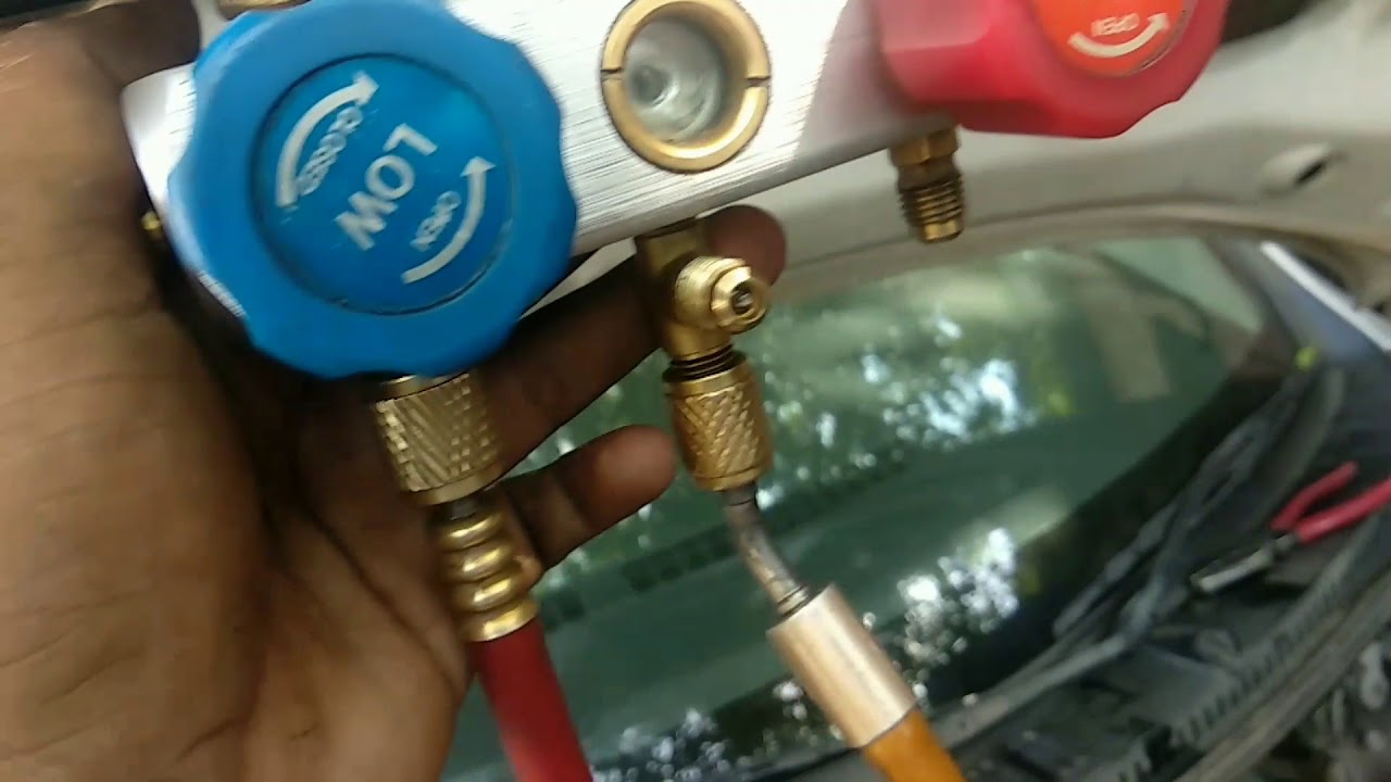 CAR AC GAS FILLING MARUTI SUZUKI WAGON R CAR