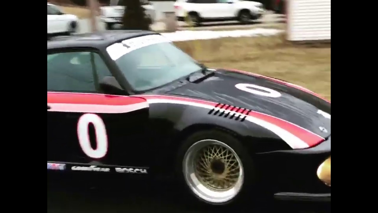 Porsche 935 from (Andrew D-Zug) in the street.