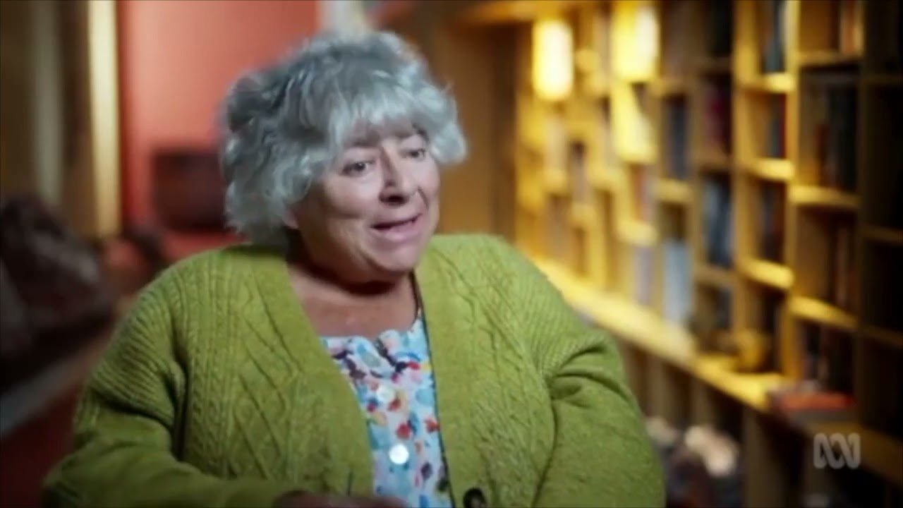 Miriam Margolyes Reads 'Shit Towns of Australia'