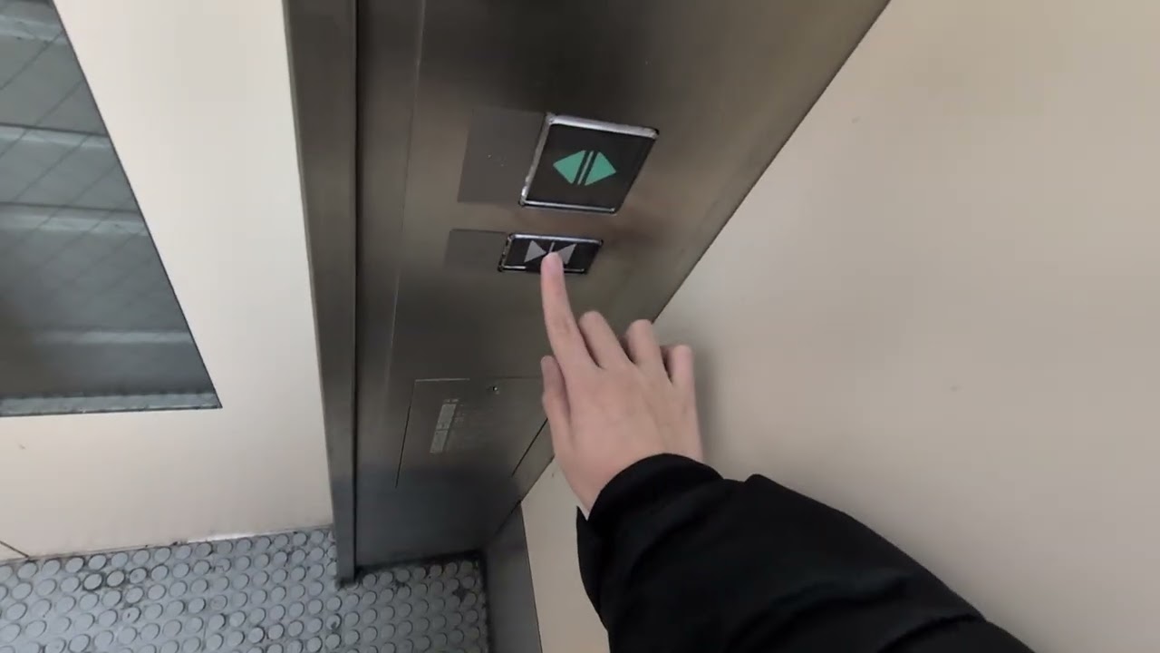 京都市営地下鉄 東西線 太秦天神川駅 エレベーター
