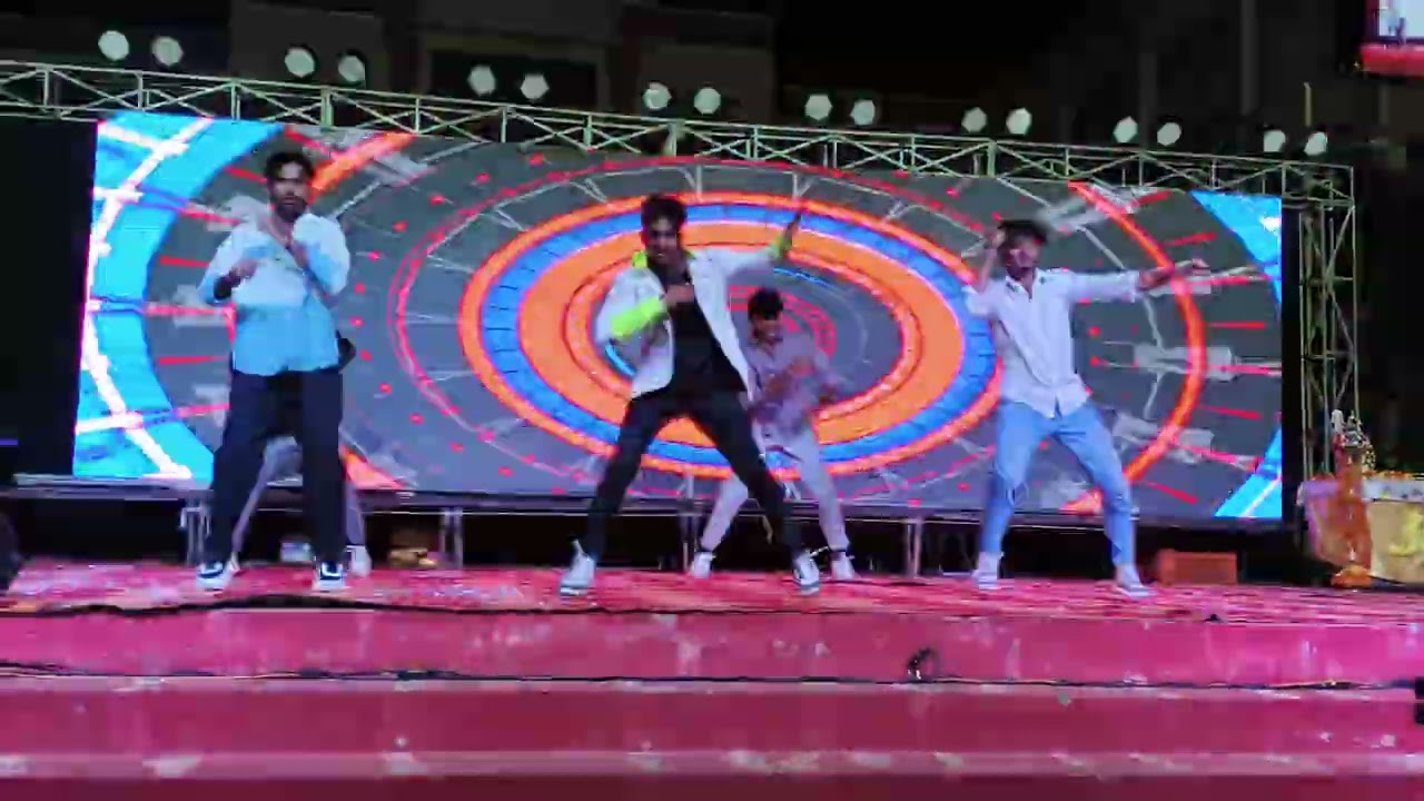 HULALA SONG DANCE PERFORMANCE DEVA
