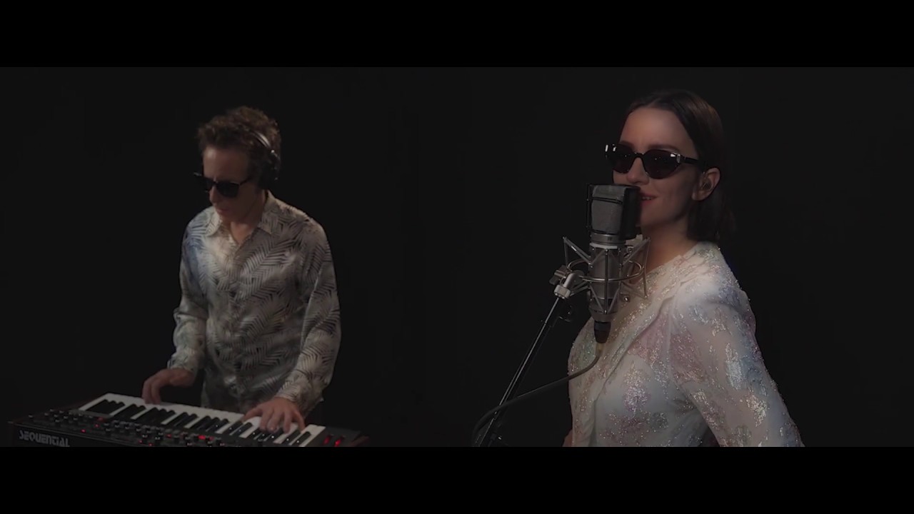 A VER  ( Liset Alea & Didi Gutman)