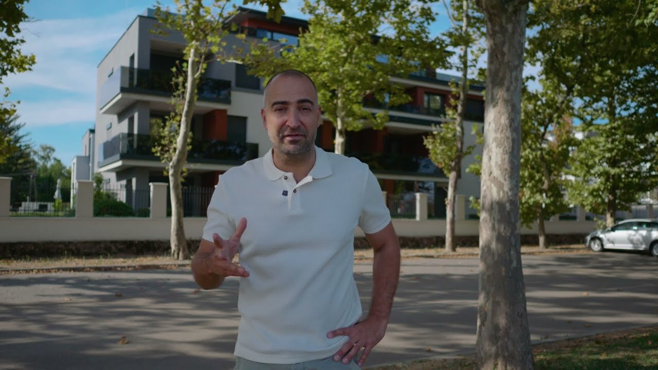 ***ELADVA***ZAM&Aacute;RDI sz&iacute;v&eacute;ben luxus lak&aacute;s elad&oacute;  - Balatoni ingatlan