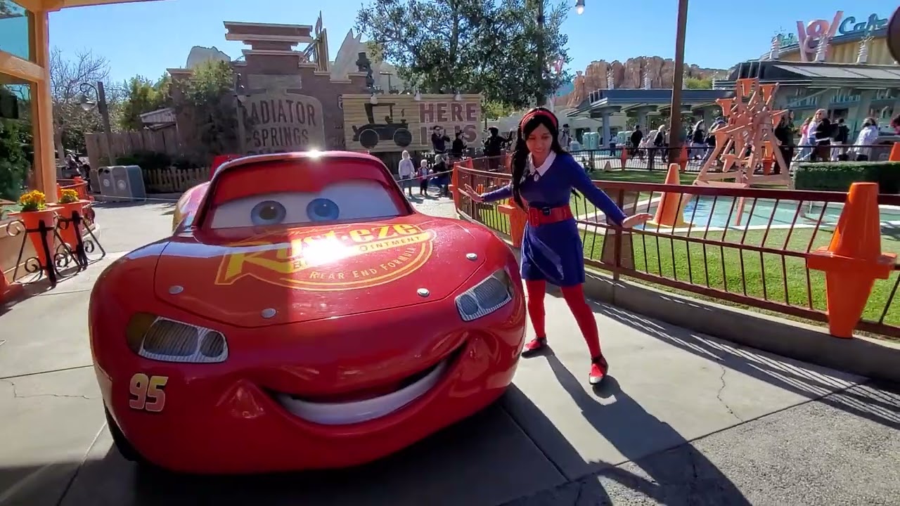 I reunite with Lightning McQueen at Cars Land