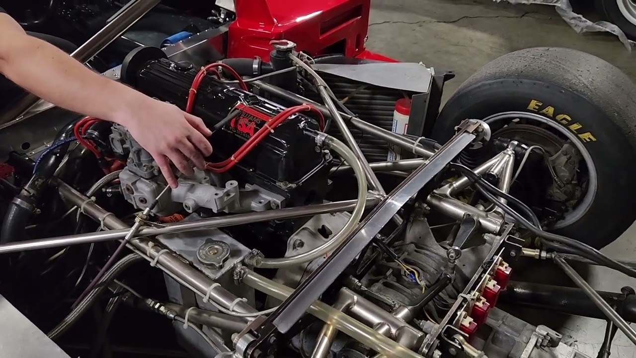 Lola T86 Race Car Cold Start