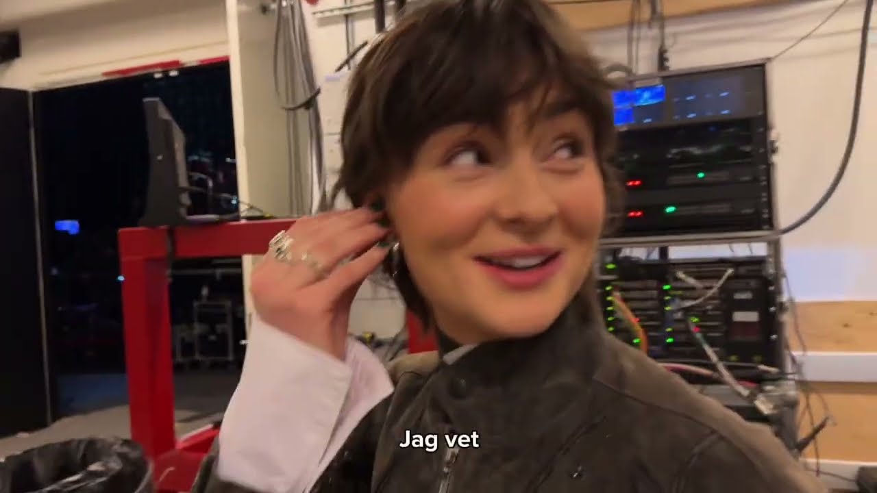 MELLO VLOGG - Blir nästan påkörd på väg till repet