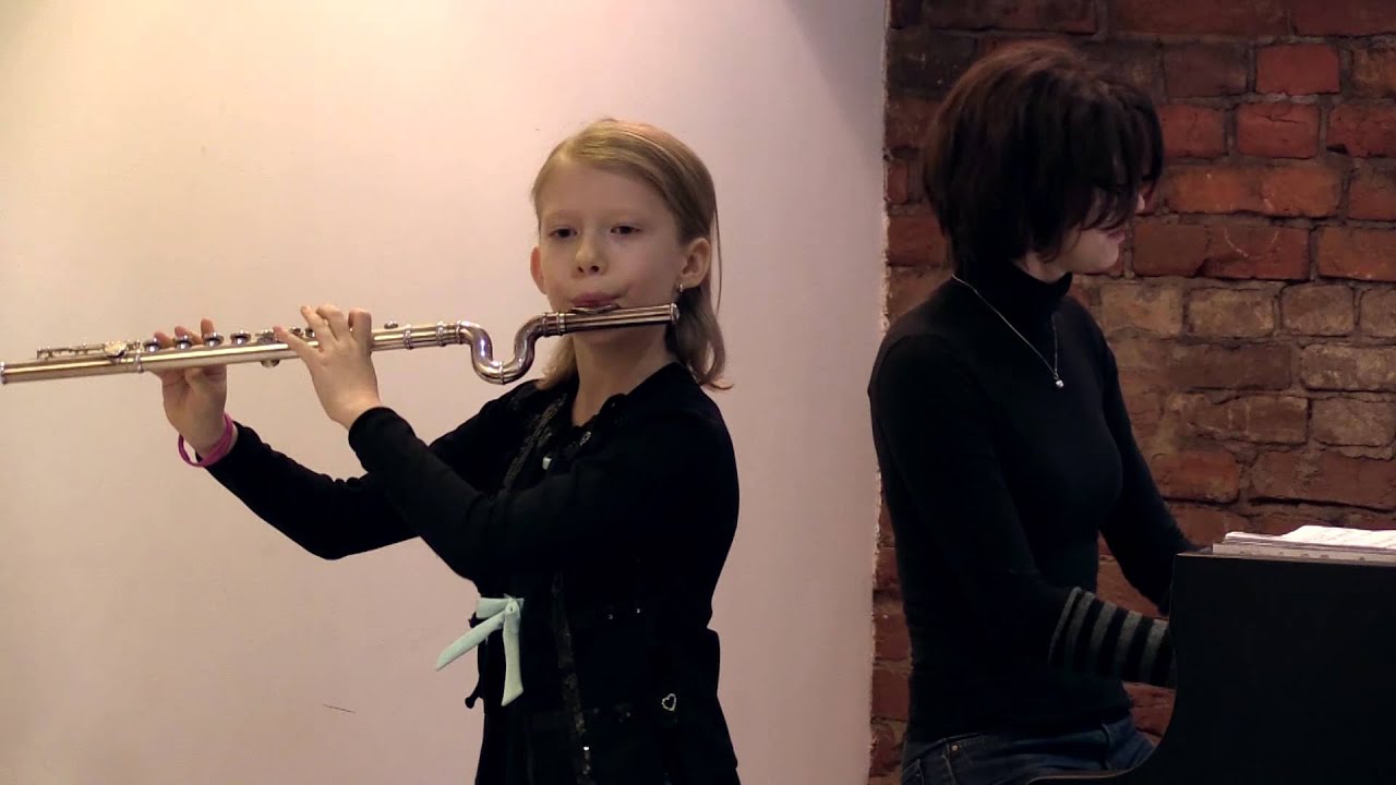 P. I. TCHAIKOVSKY. Barcarole. G. F. TELEMANN. Sonata in F Minor. Part 1,4. Dina KUZNETSOVA  (flute)