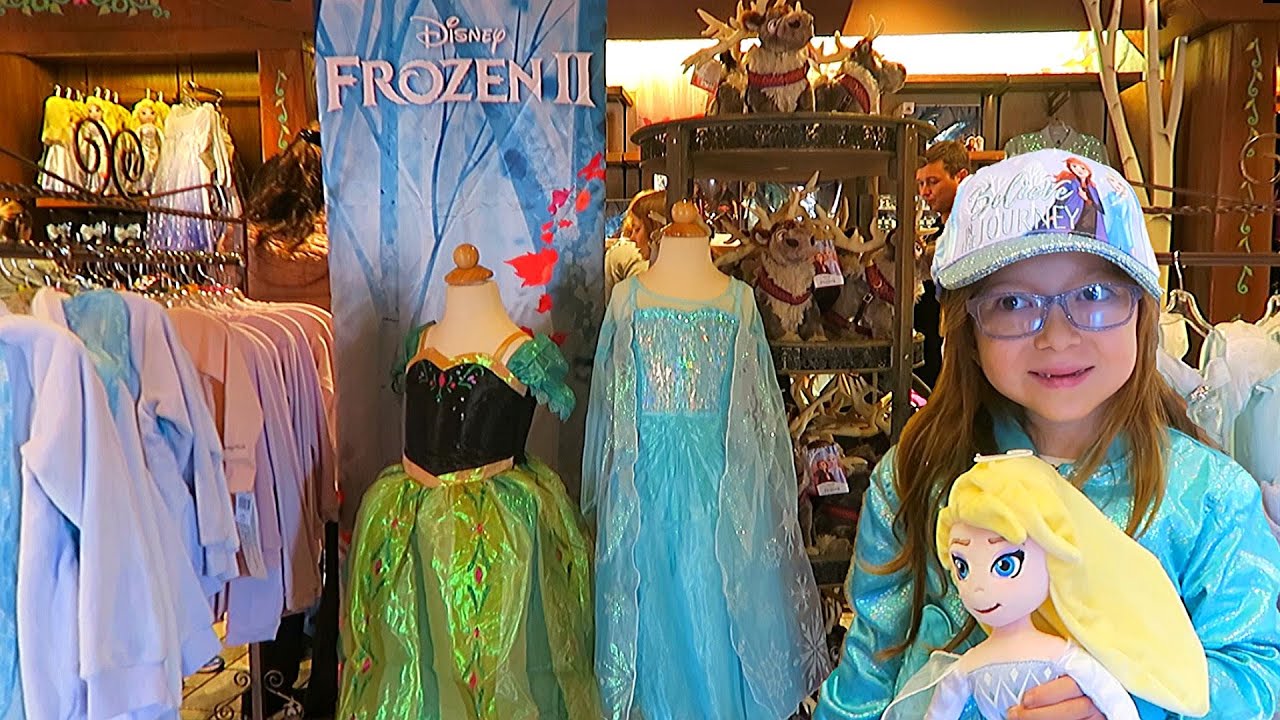 Frozen 2 NEW Disney Merch at Disney Magic Kingdom!