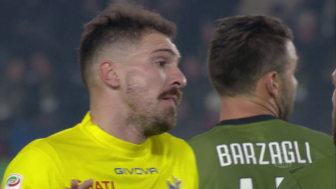 L' espulsione di Bastien - Giornata 22 - Serie A TIM 2017/18