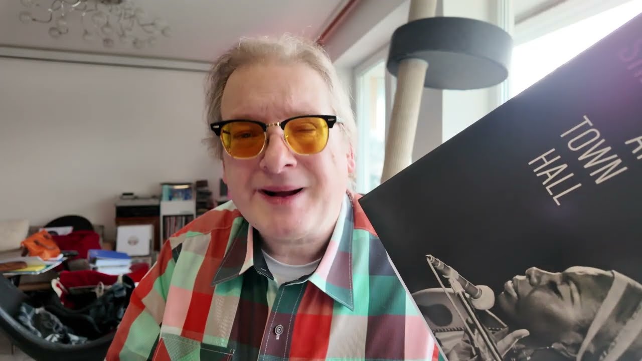 Unboxing Vinyl: Nina Simone at Town Hall