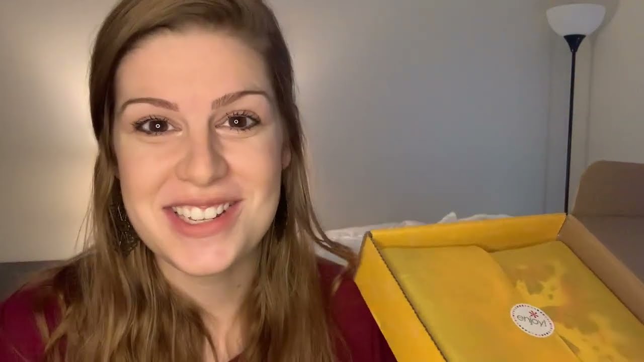 ASMR 2022 Planner Unboxing / Show & Tell  &bull; Cozy Chat, Paper Sounds & Page Flipping