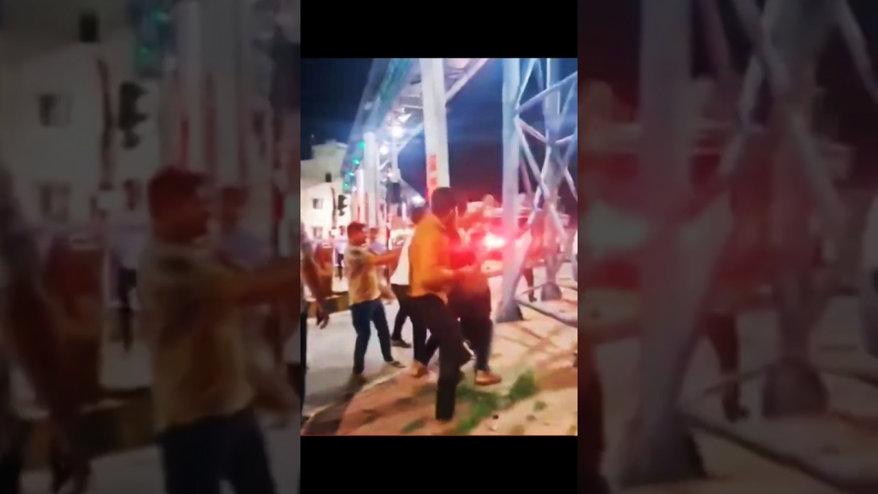 Army Officer Beaten at Toll Plaza? A Soldier's Humiliation 🇮🇳 #tolltax #fauji #shorts