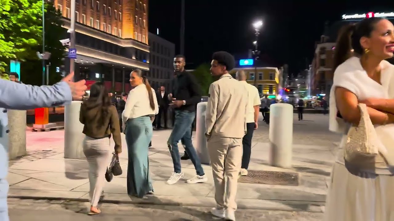 4K Oslo Night Life, Norway walk tour, Norwegian fashion styles people