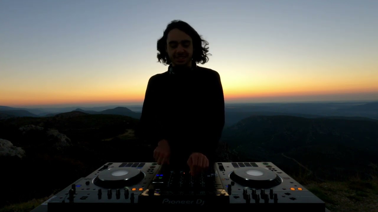 Podcast | Ep 1 | Thomas Schmitt