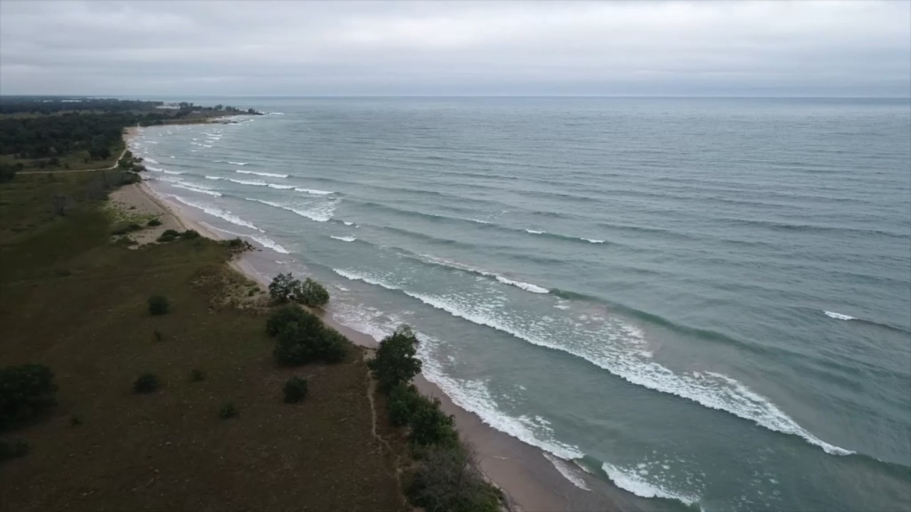 Nature-Based Coastal Solutions: Hybrid and Structural Solutions in the Great Lakes