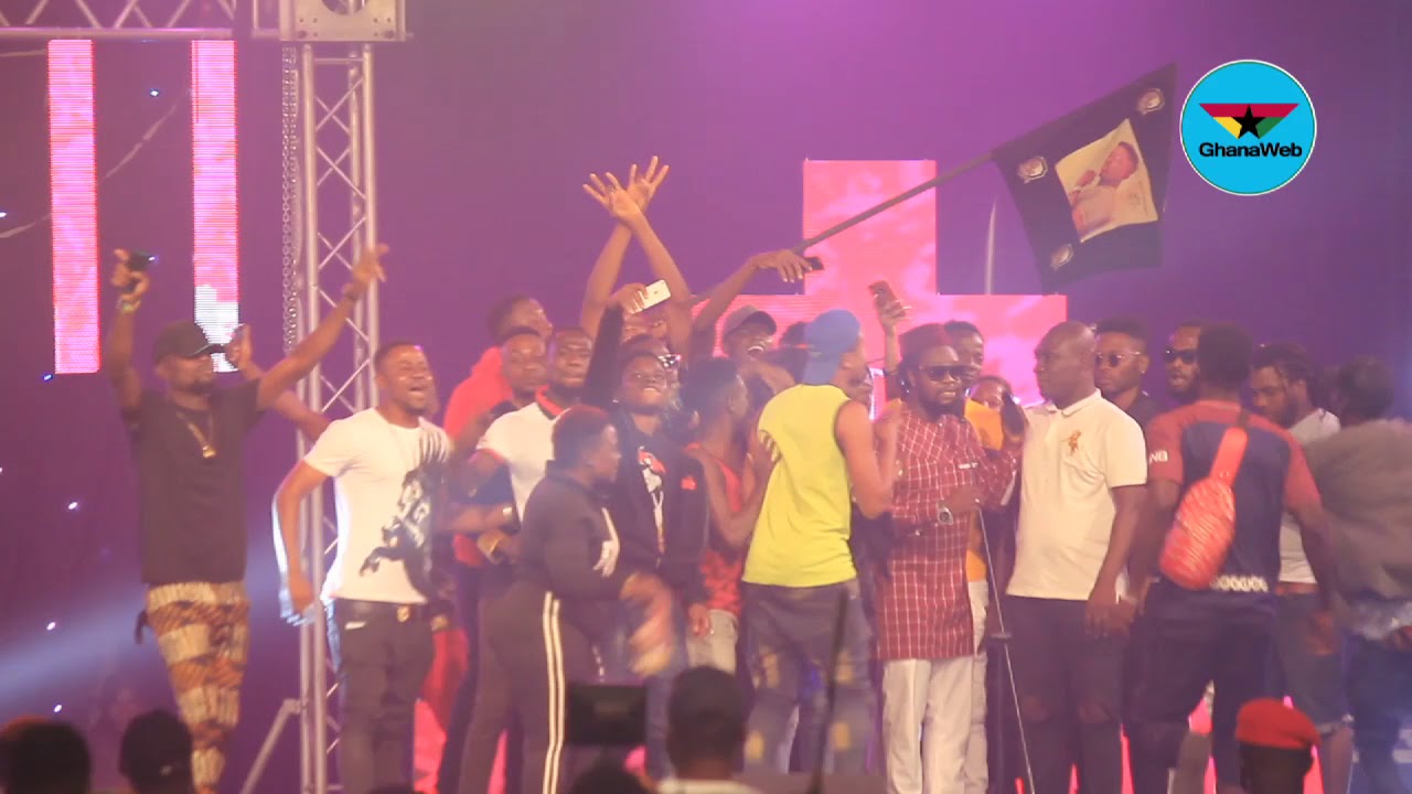 Shatta Wale scoops three awards at 3Music Awards