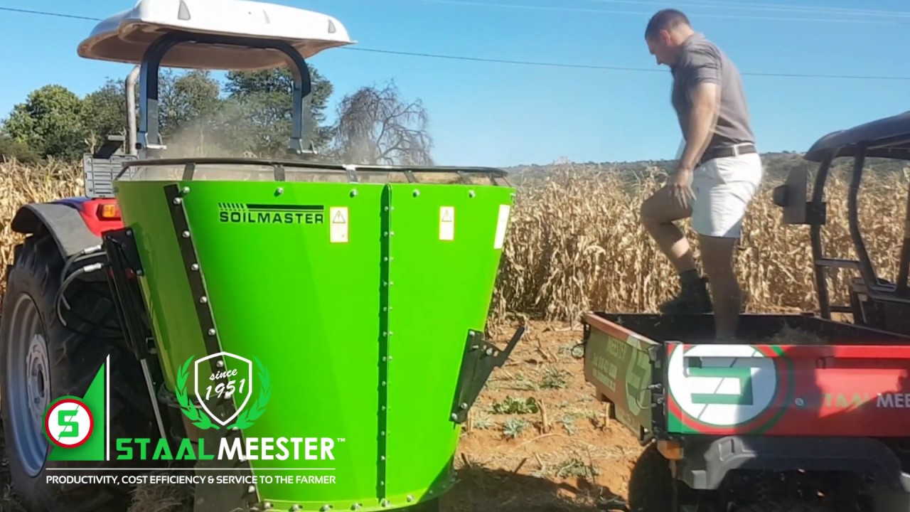 Soilmaster 2m³ Vertical Feed Mixer