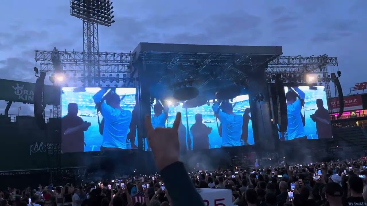 Blink 182 Intro and Feeling This part 1 at Fenway Park 7/23/2024