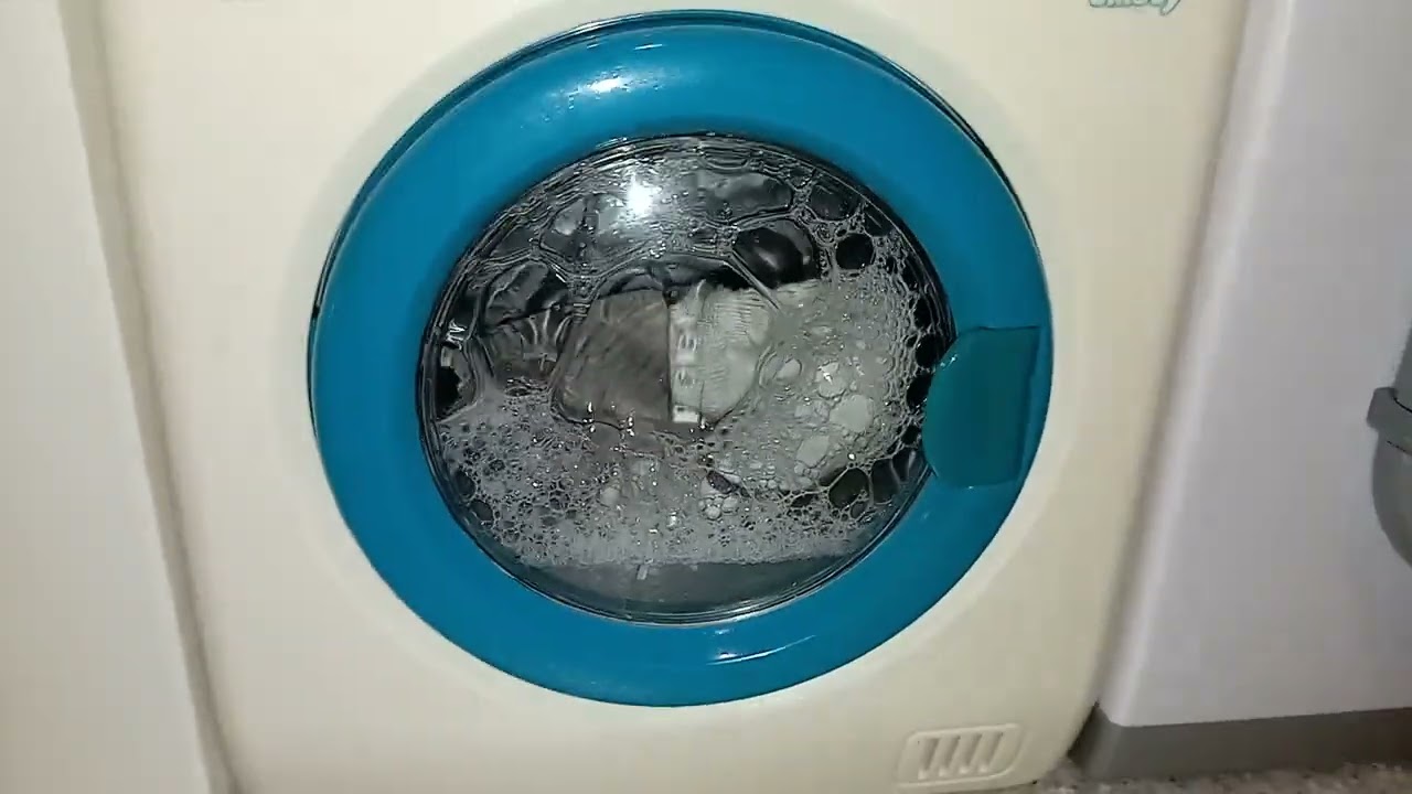 Candy toy washing machine