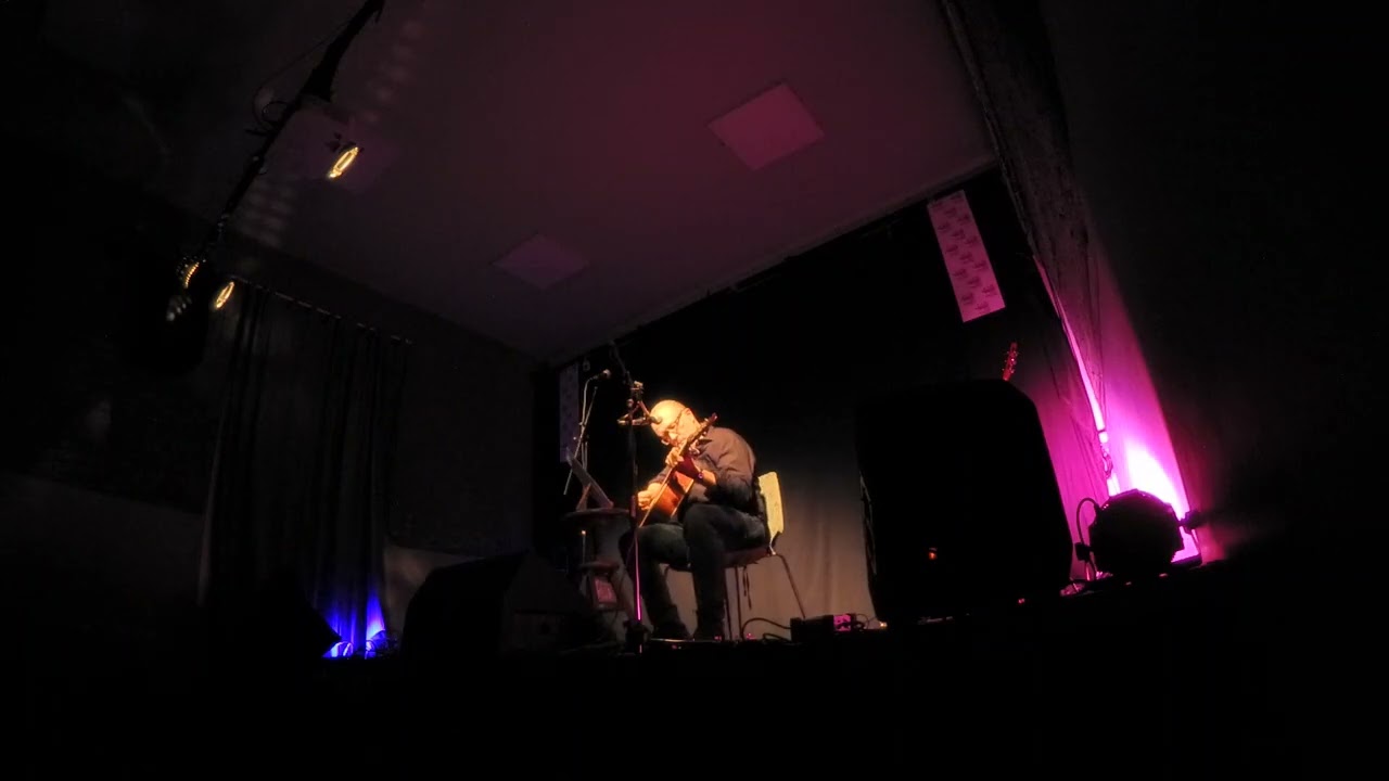 Is It All That I Learnt - Luca The Tautologist @ CIQ - Original song by Luca Andrea Crippa 