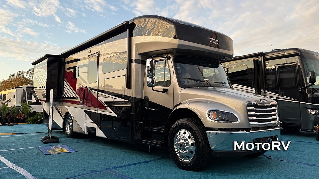 2025 Newmar Grand Star 3444 Freightliner Super C