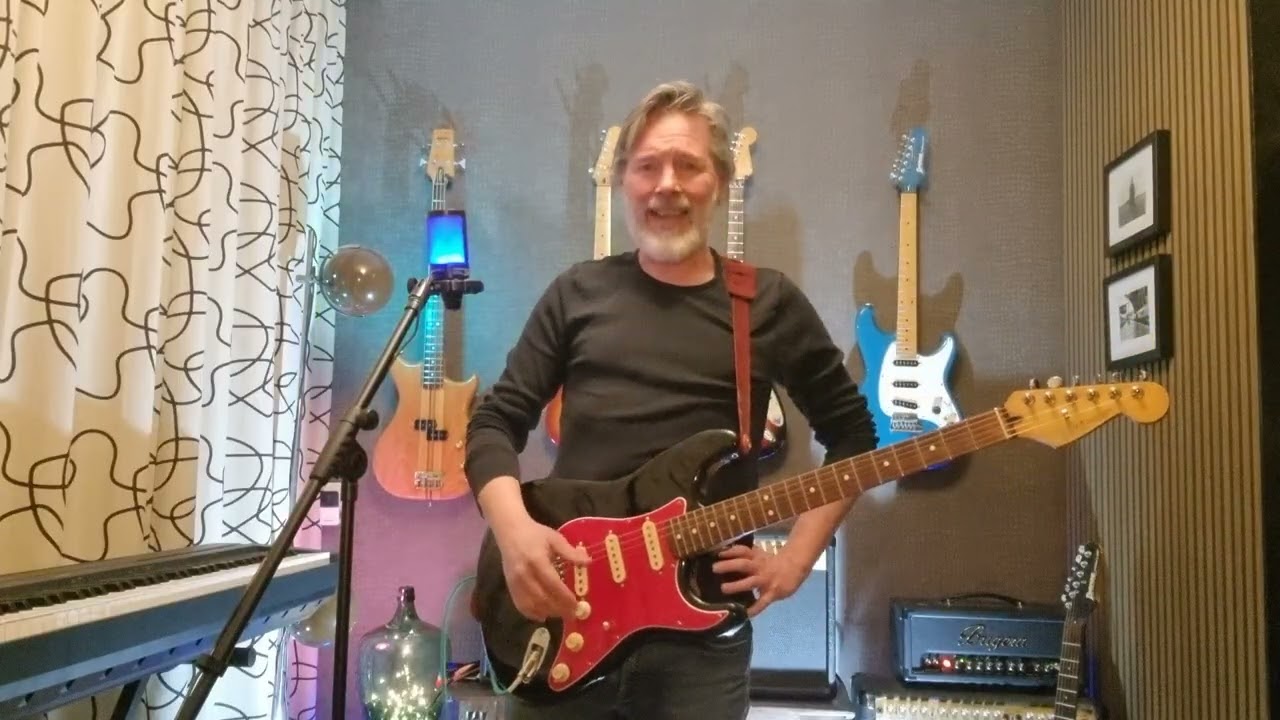 Fender Ultra Noiseless Vintage Pickups.. First Impression.