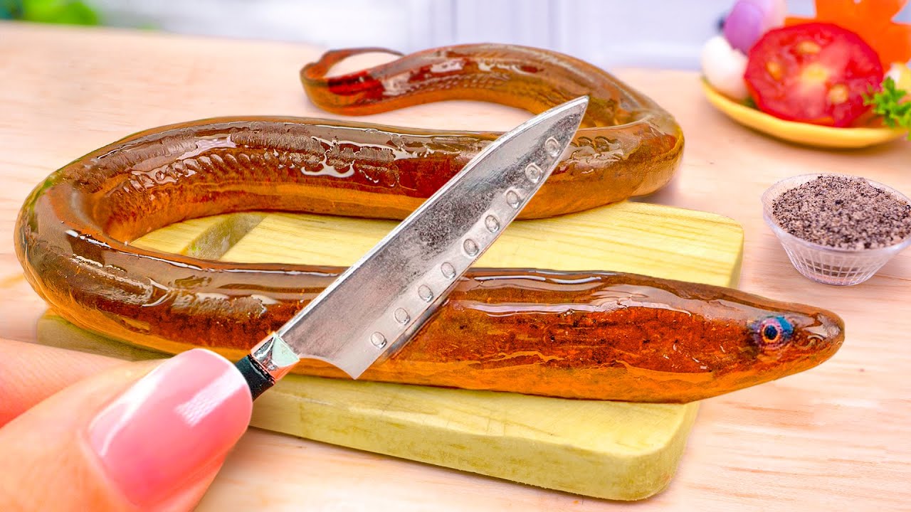 Tasty Miniature Blooming Eel Fish Fried Recipe - Egg Drop Experiment Catching Eel Fish by Mini Yummy