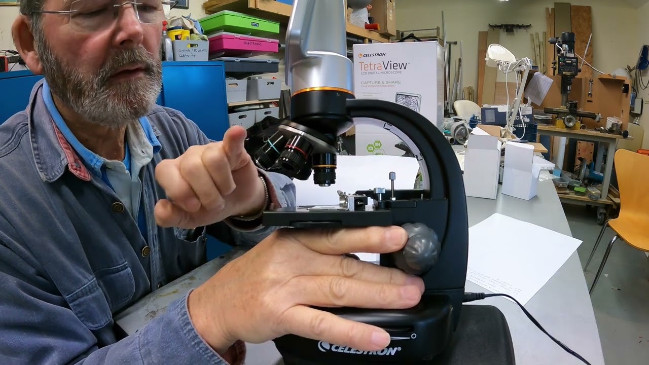 Celestron TetraView LCD Microscope Simple Starter Guide.