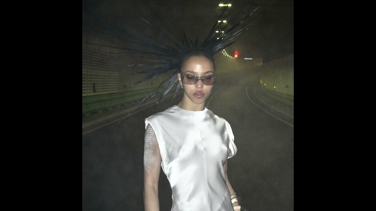 FKA Twigs - Striptease (Instrumental)