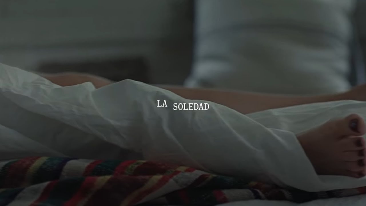 Valeria Castro - la soledad (Videoclip Oficial)