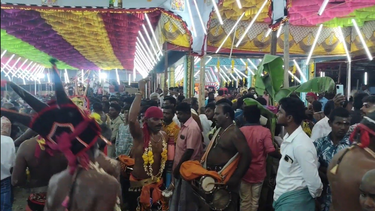 மலைக் கோவில் கொடை விழா- அய்யனார் ஊத்து