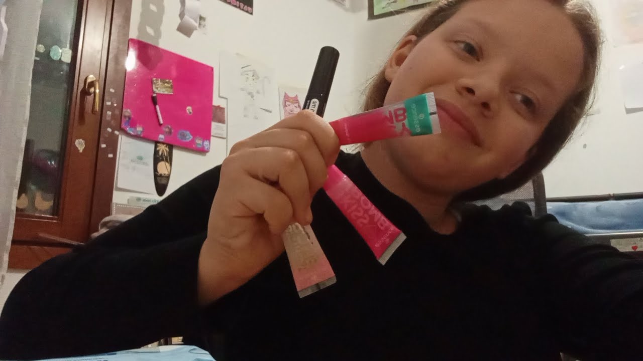Votiamo i prodotti Essence 💋💄👠📿