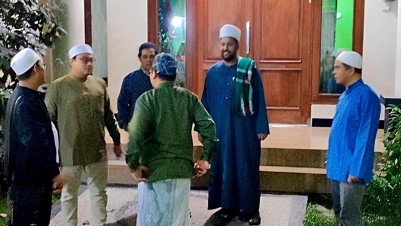 SILATURAHMI SYEIKH AL - SAYYID ASHRAF HAMID HASANAIN AL - JA'FARY AL - AZHARI KE QIROATI PUSAT