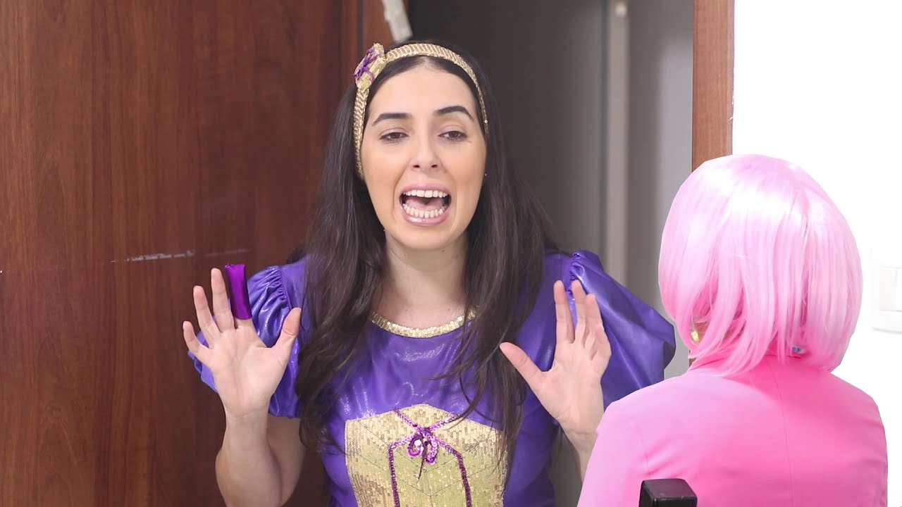 נופיקי מתלבשת כל כך טוב שזה כבר לא טוב 😂🤔🤷‍♀ תוכניות לילדים | יוטיוב לילדים | יוטיוברית לילדים קטנים