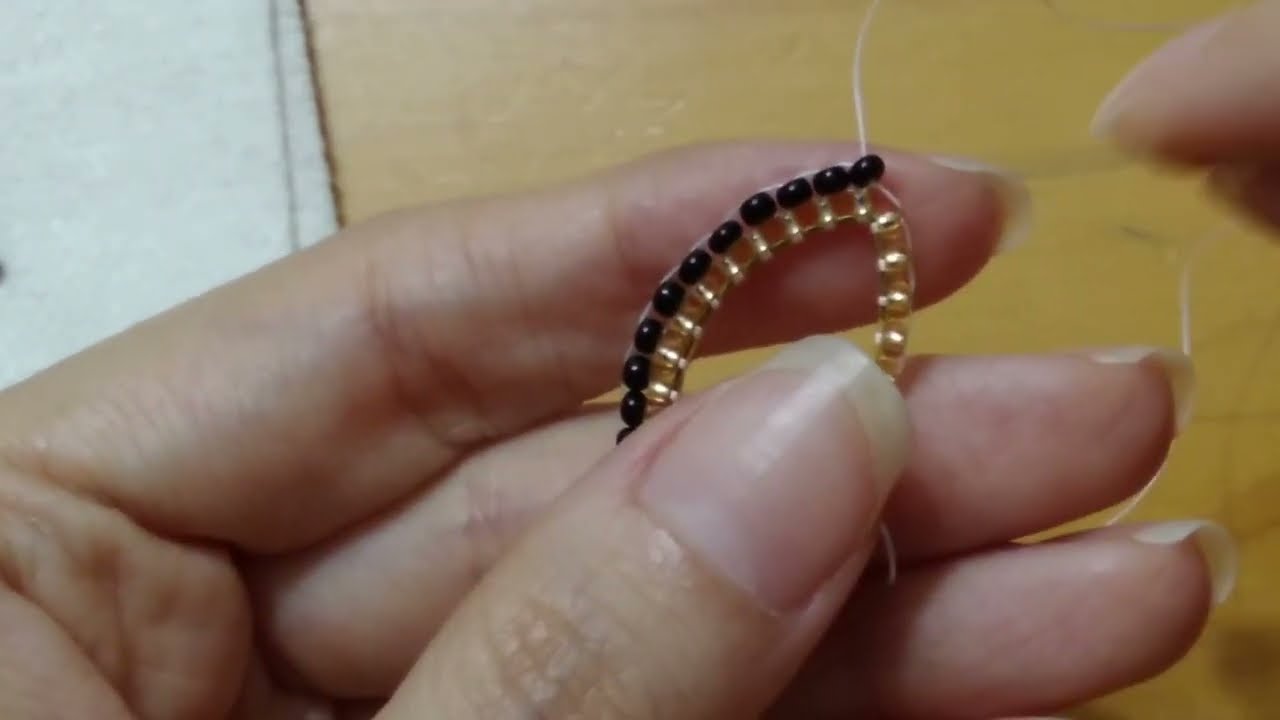 como hacer un ojo turco paso a paso en mostacillas