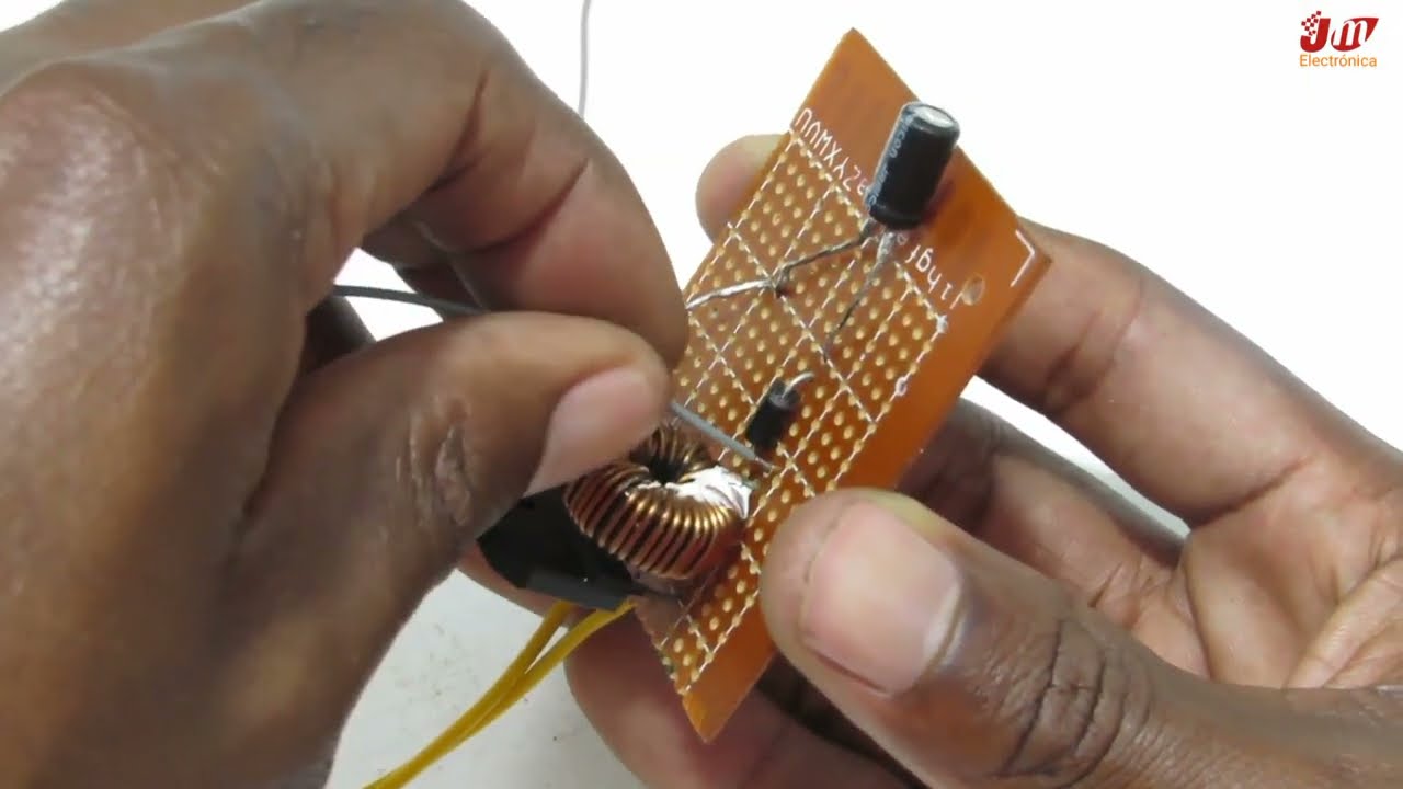 Diferen&ccedil;a de circuito PFC ativo e PFC passivo