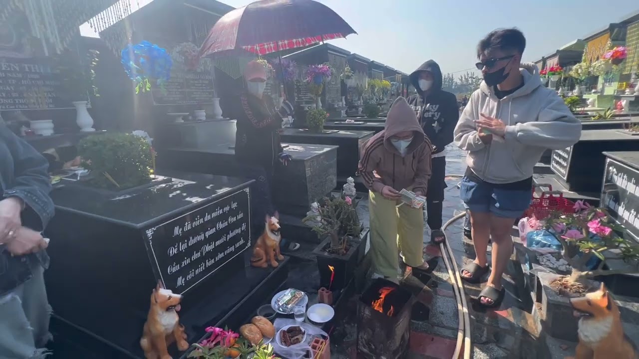 TẢO MỘ NHÀ HỌ NGUYỄN