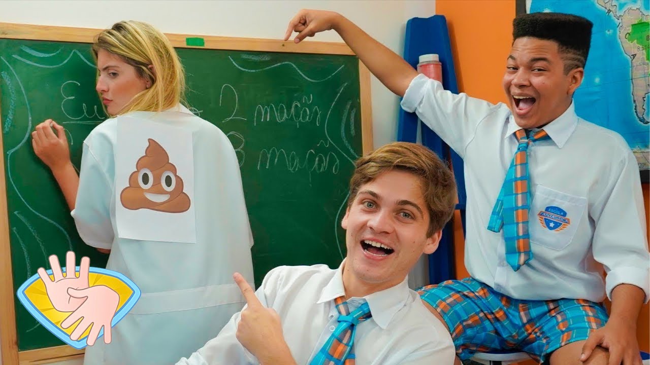 A NOVA PROFESSORA DA ESCOLA FOI TROSLADA PELOS ALUNOS !!! 👋🏻LIBRAS👋🏾