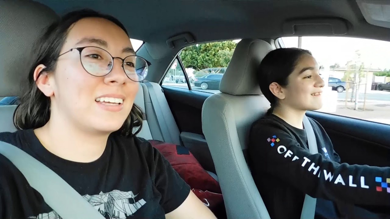 TEACHING MY 15 YEAR OLD SISTER HOW TO DRIVE!