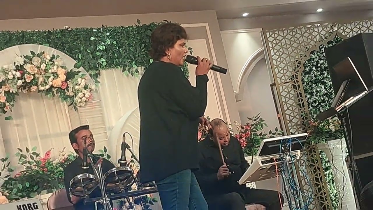 Roop Tera Mastana By Tanu shri Revolution the musical band. Mob.7860045193.7905692903 (what's aap